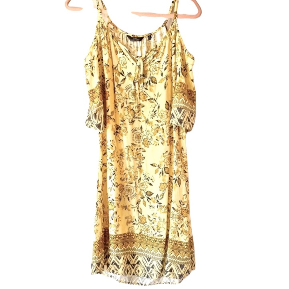 NWT Mlle Gabrielle Sz S dress Cold Shoulder Floral Yellow Gray Boho Artsy Sheath